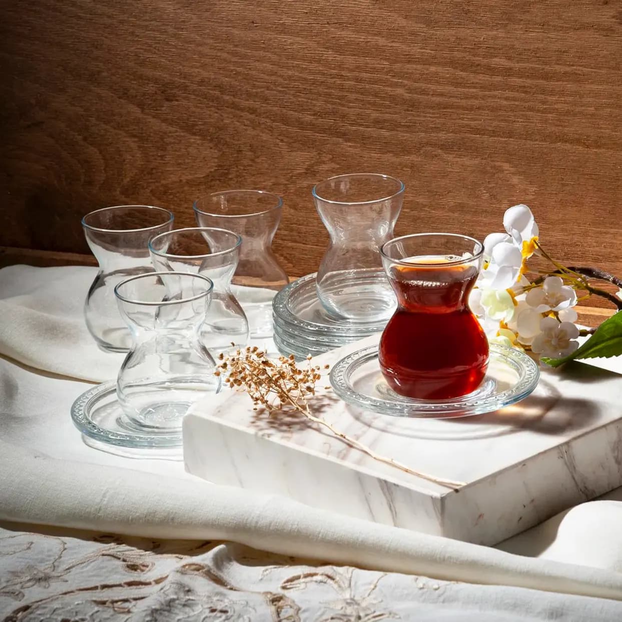 سيت استكان زجاجي 6 قطع من ماركة باشابهجة Pasabahce Glass Tea Set